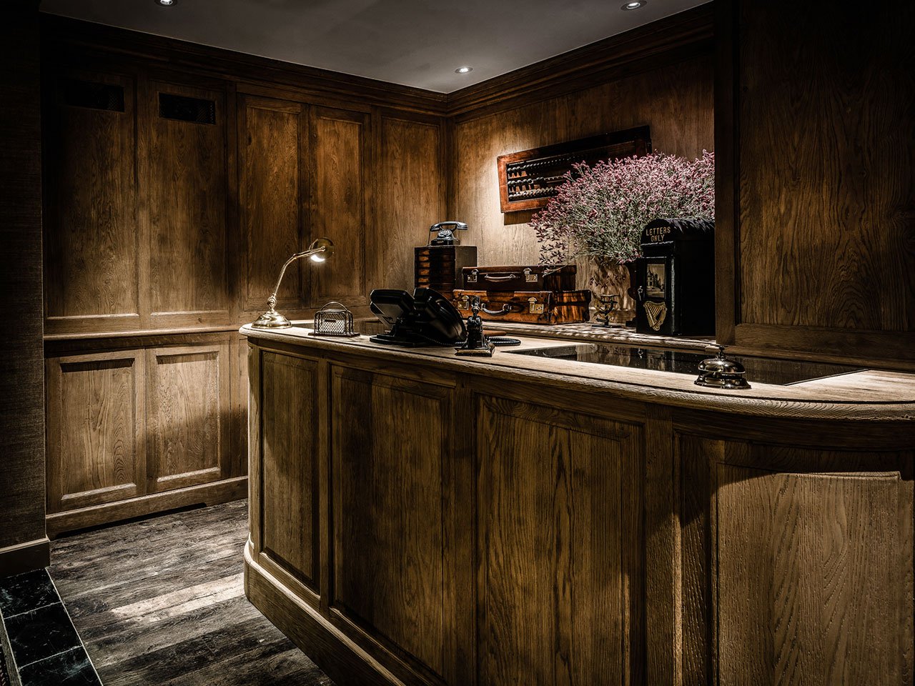 f3_1898_the_post_ghent_belgium_luxury_hotel_yatzer