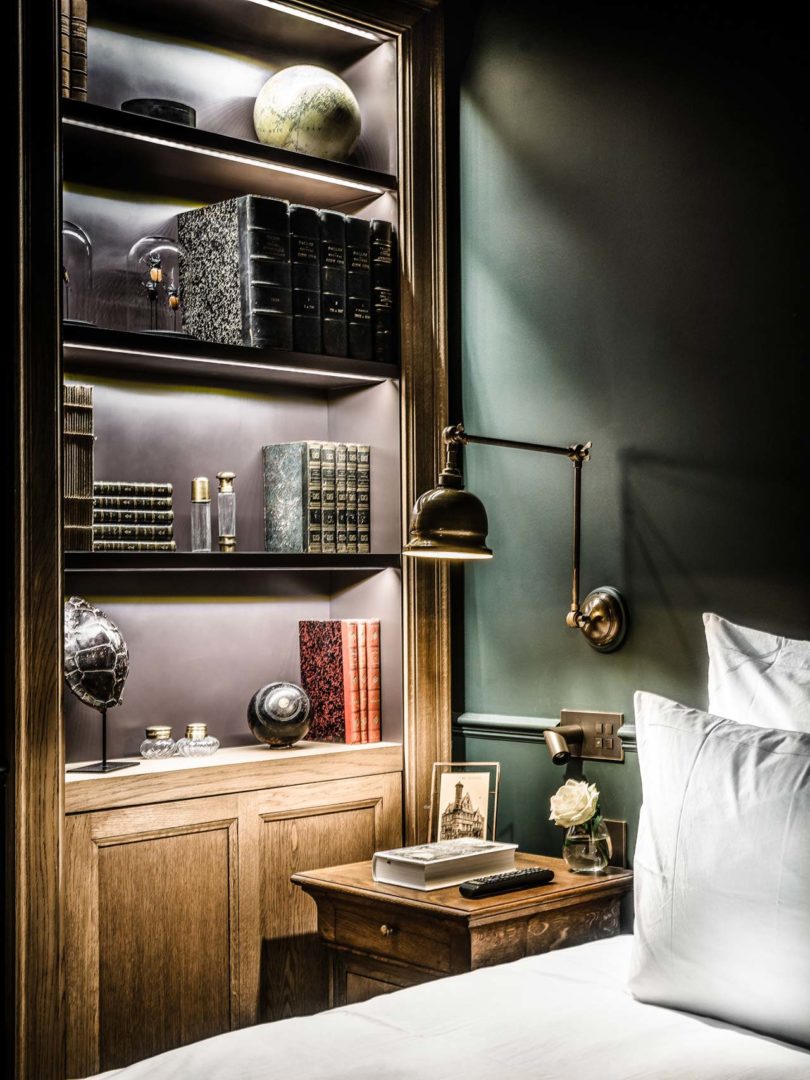 s8_1898_the_post_ghent_belgium_luxury_hotel_yatzer