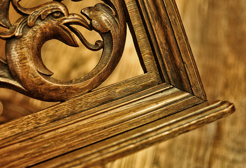 英国古董百年教堂橡木圣经架