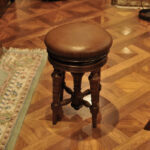 英國古董桃花心木皮革鋼琴椅